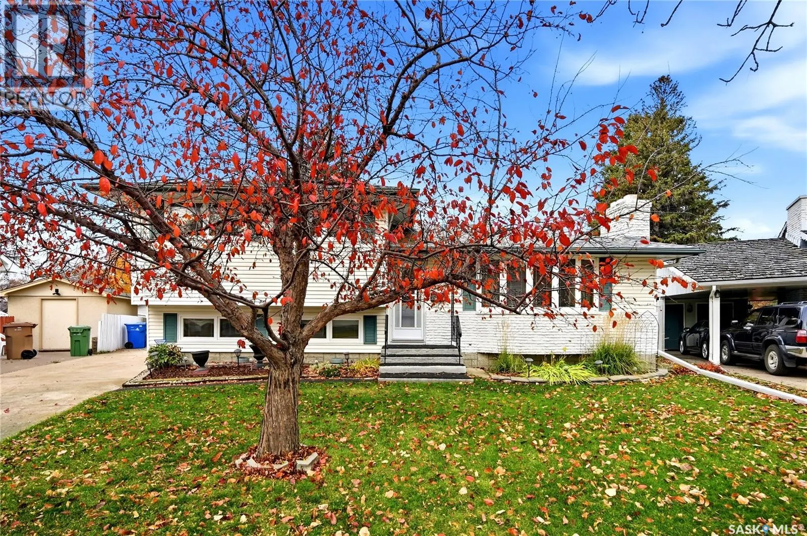 36 ATCHISON CRESCENT