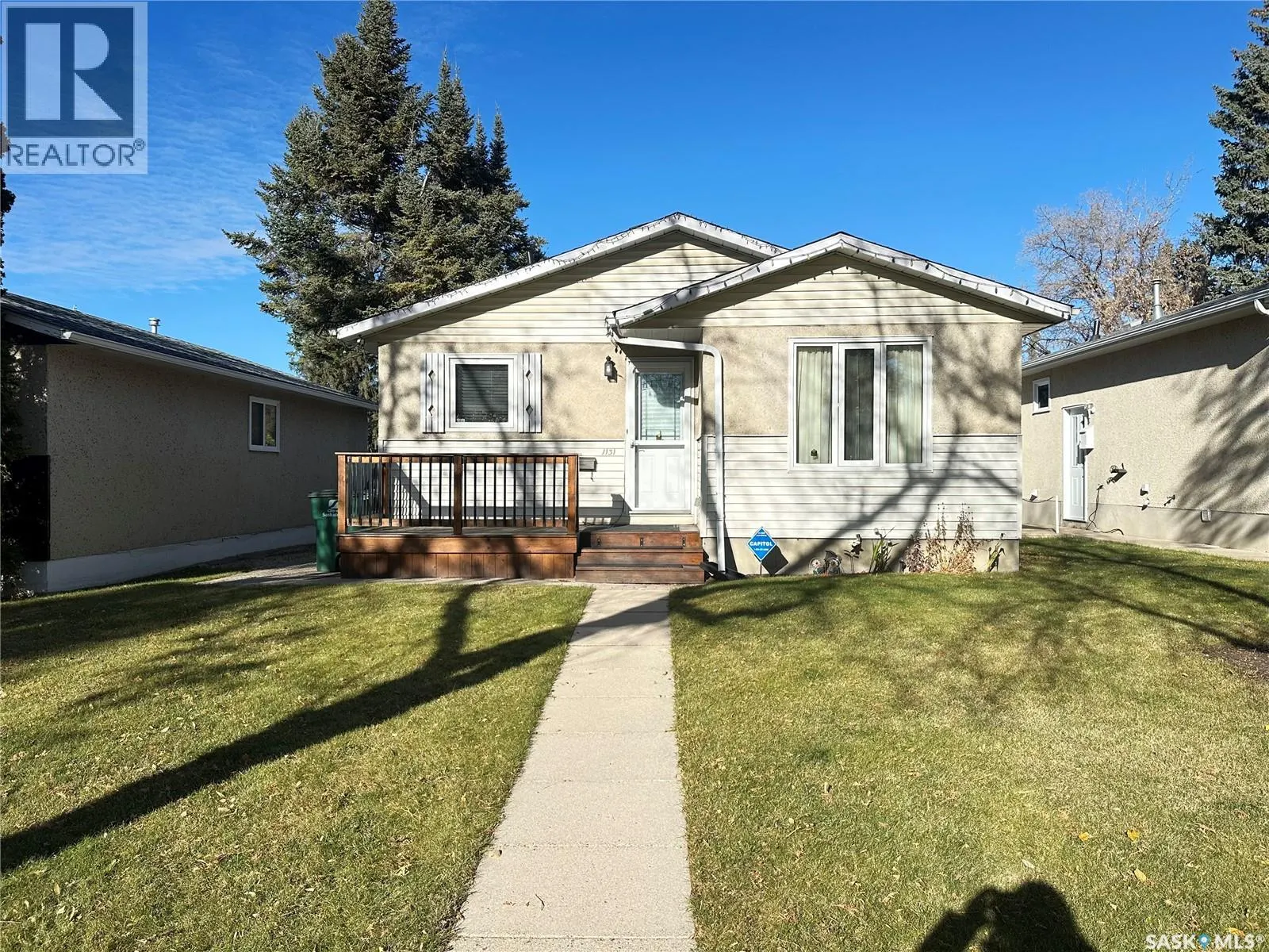 1131 MACKLEM DRIVE