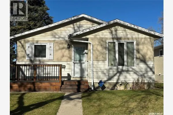Home for sale: 1131 MACKLEM DRIVE, Saskatoon, SK
