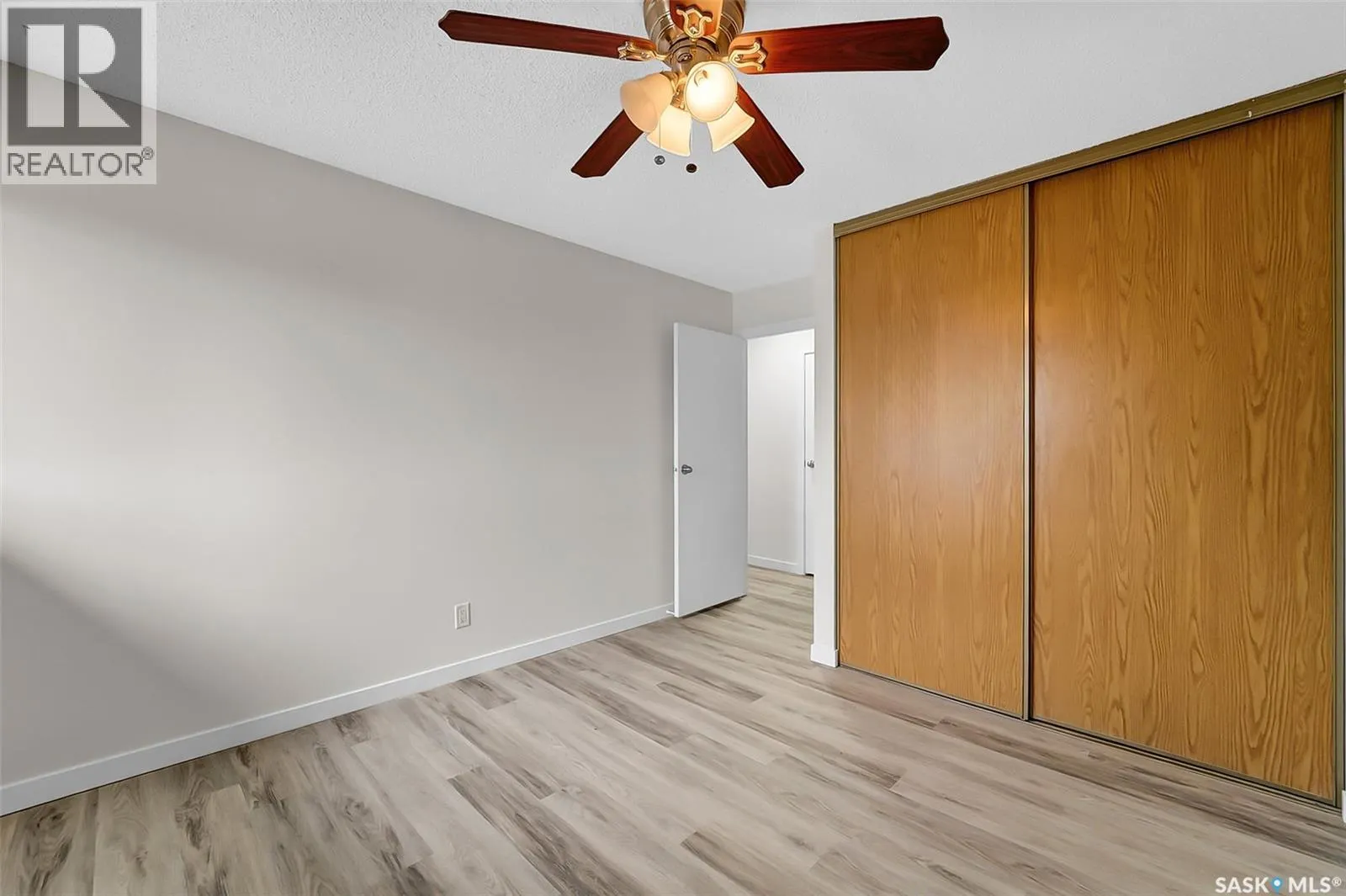 309 315 Tait CRESCENT