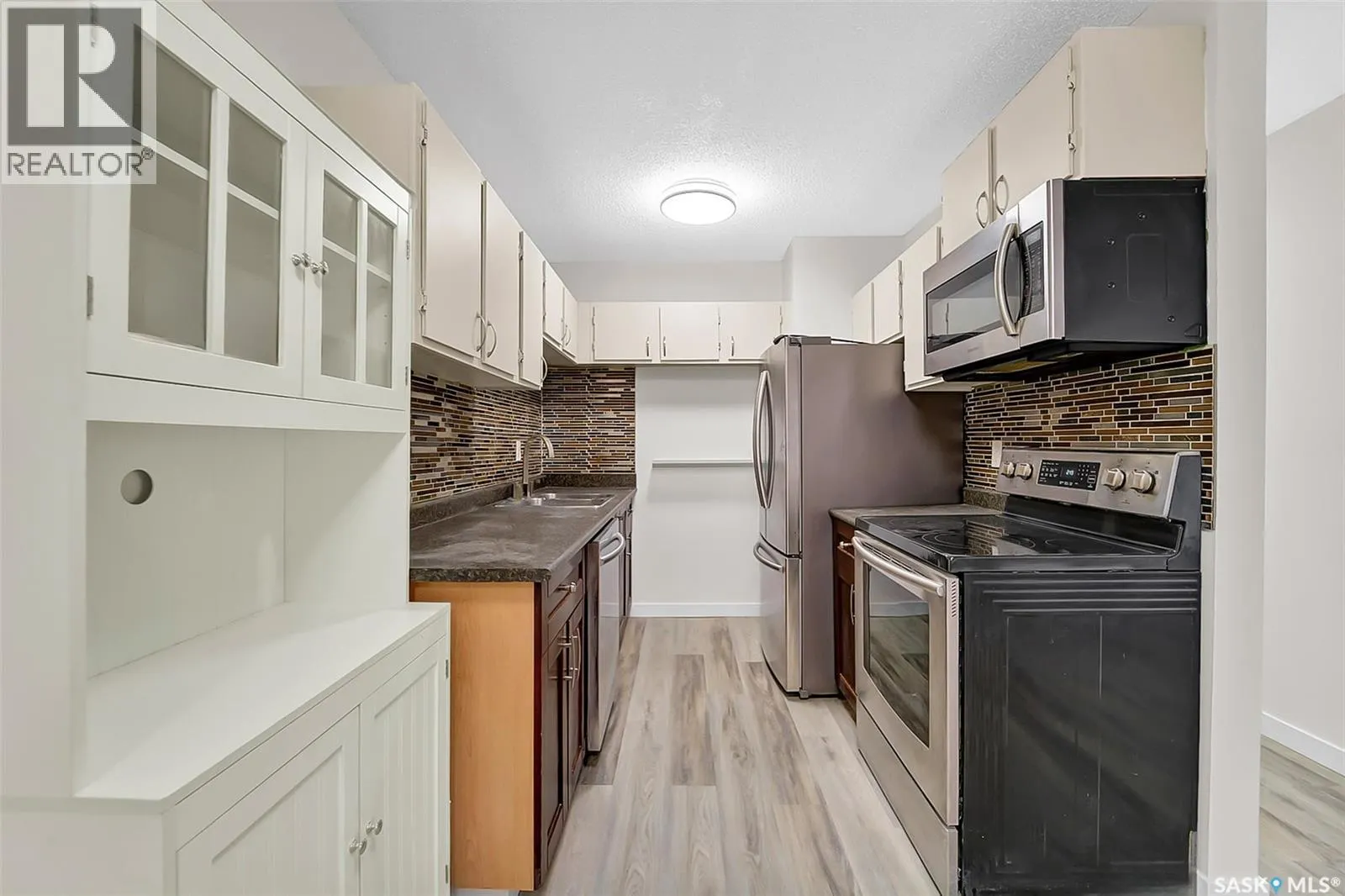 309 315 Tait CRESCENT