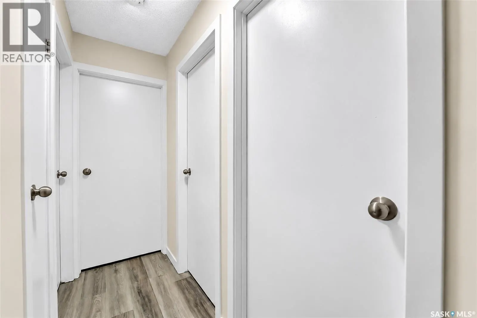 309 315 Tait CRESCENT