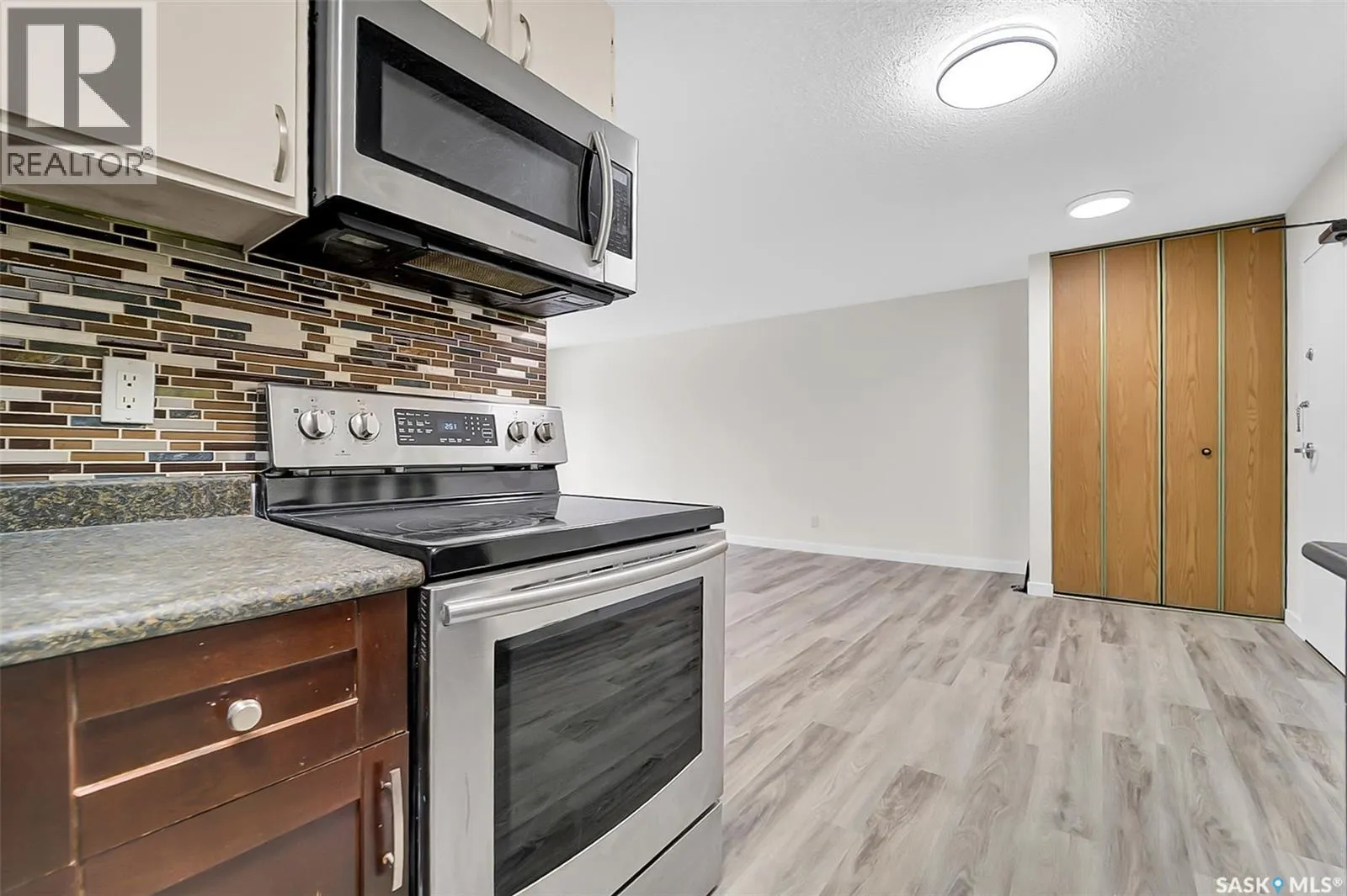 309 315 Tait CRESCENT