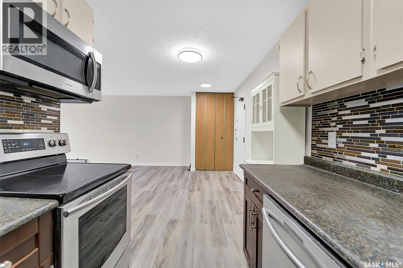 309 315 Tait CRESCENT