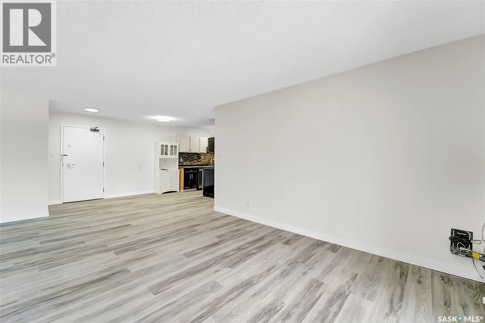 309 315 Tait CRESCENT