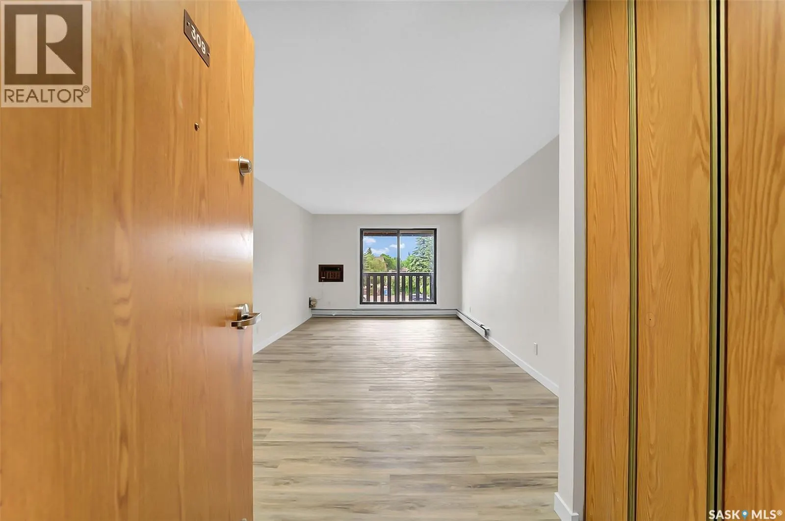 309 315 Tait CRESCENT
