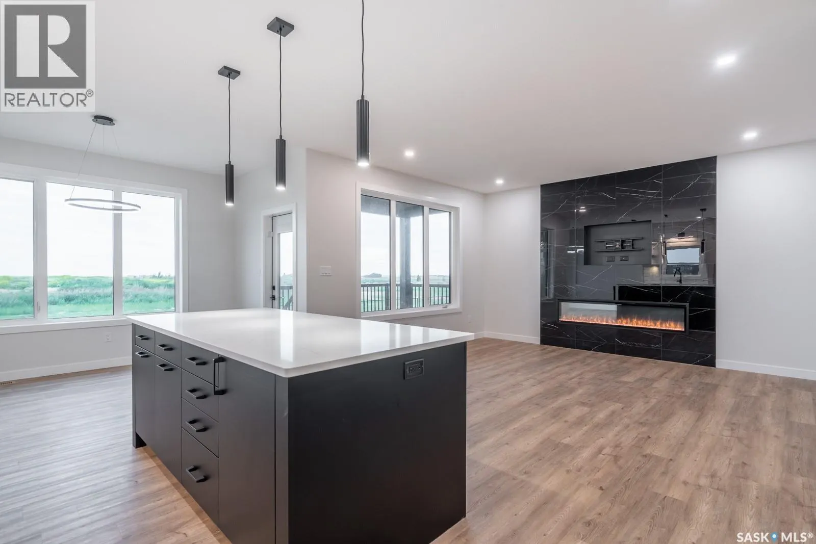 23 Huber DRIVE