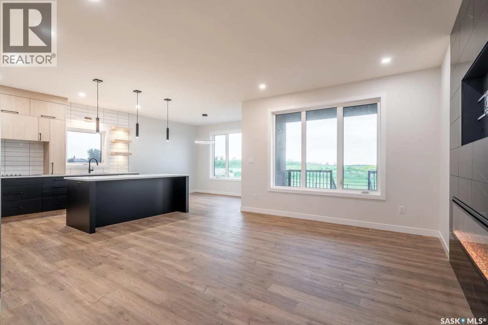 23 Huber DRIVE