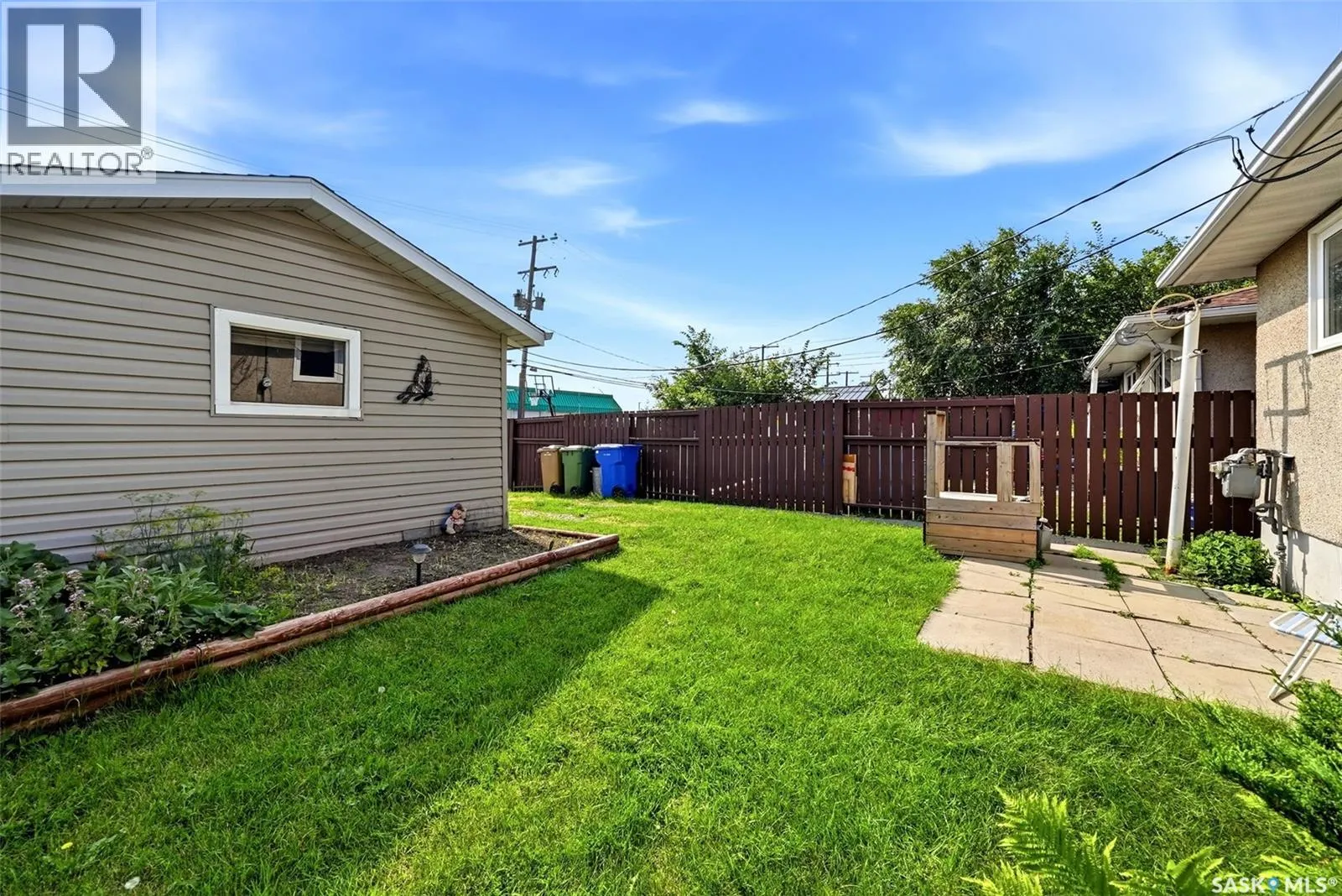 273 Angus STREET