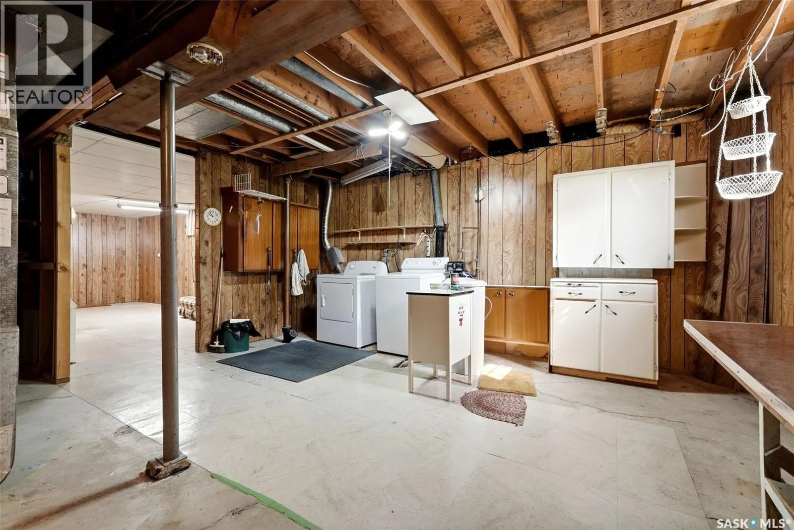 273 Angus STREET