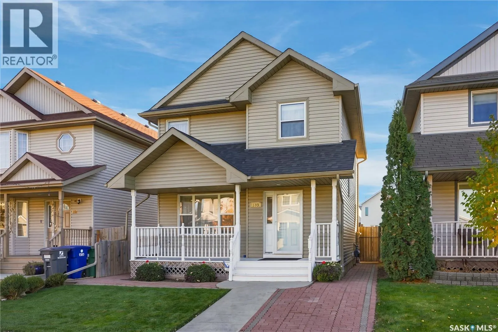 163 Blakeney CRESCENT