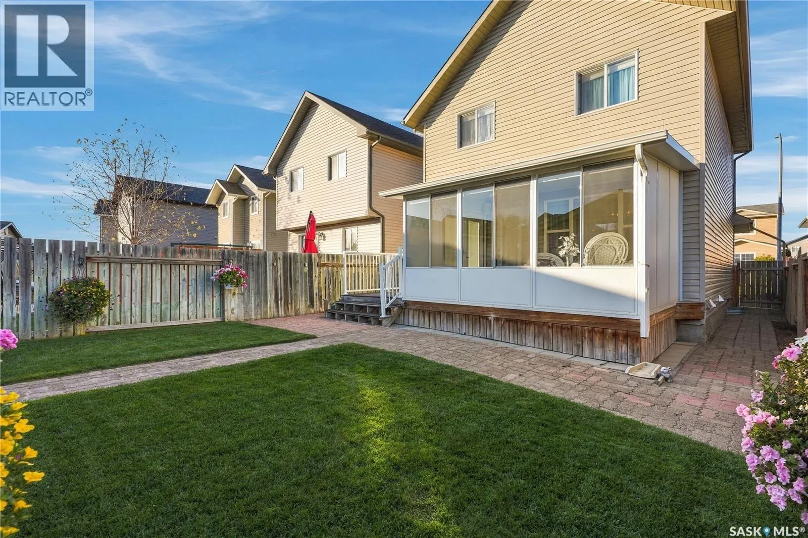 163 Blakeney CRESCENT