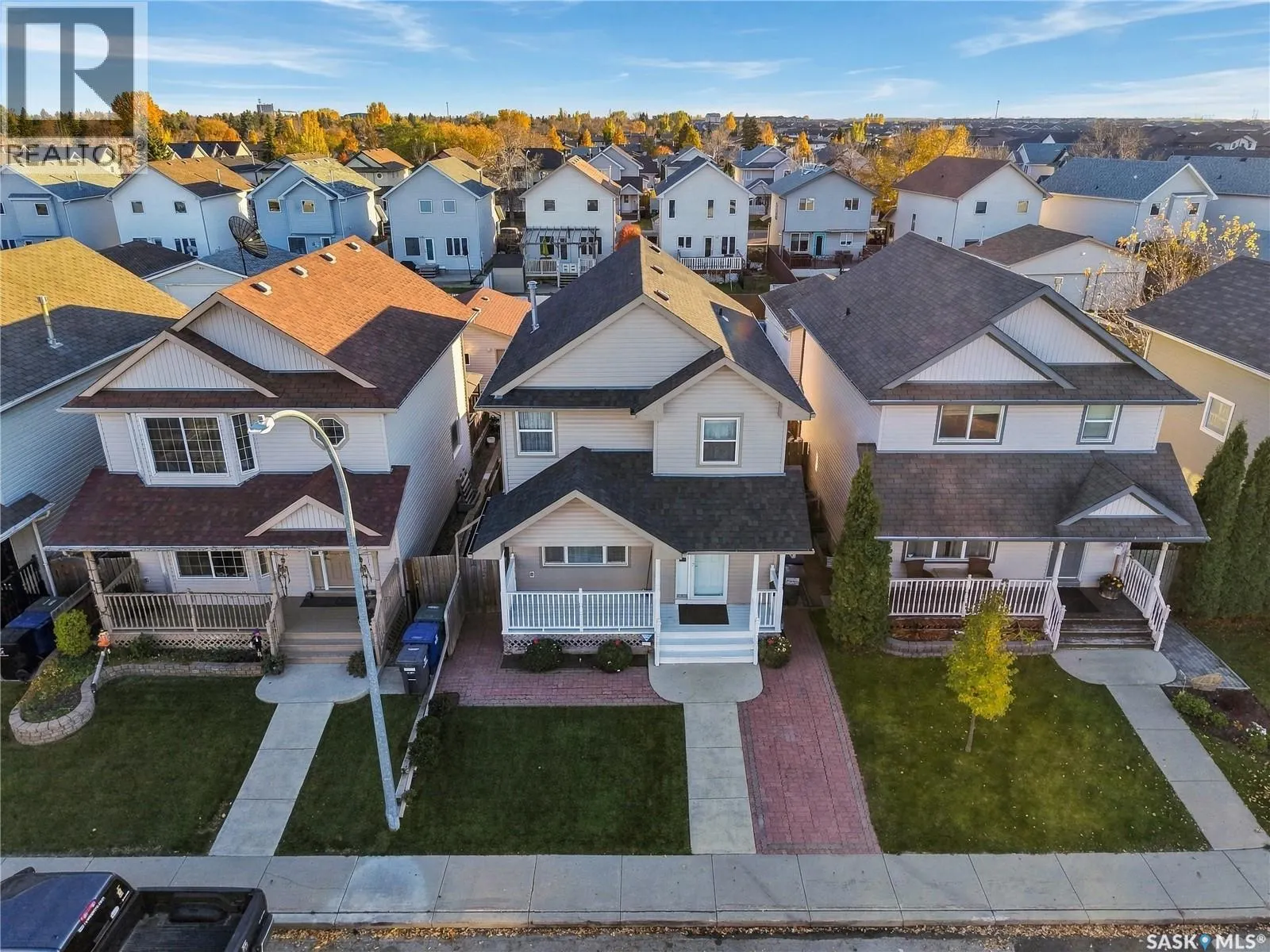 163 Blakeney CRESCENT
