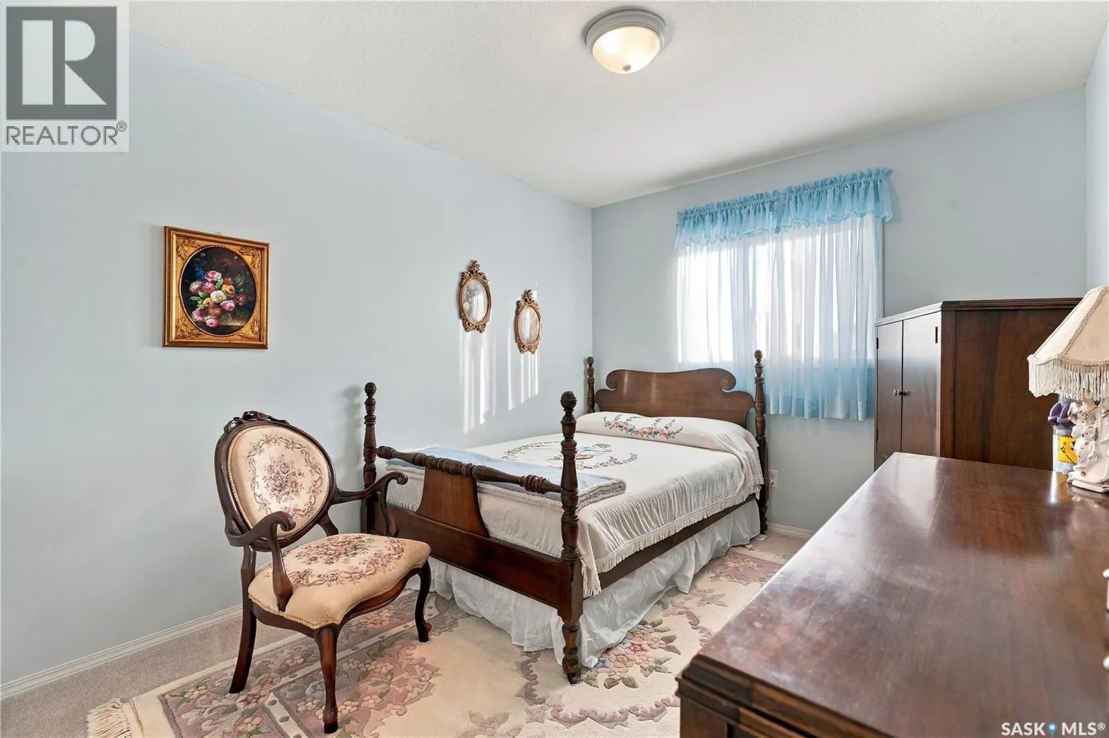163 Blakeney CRESCENT