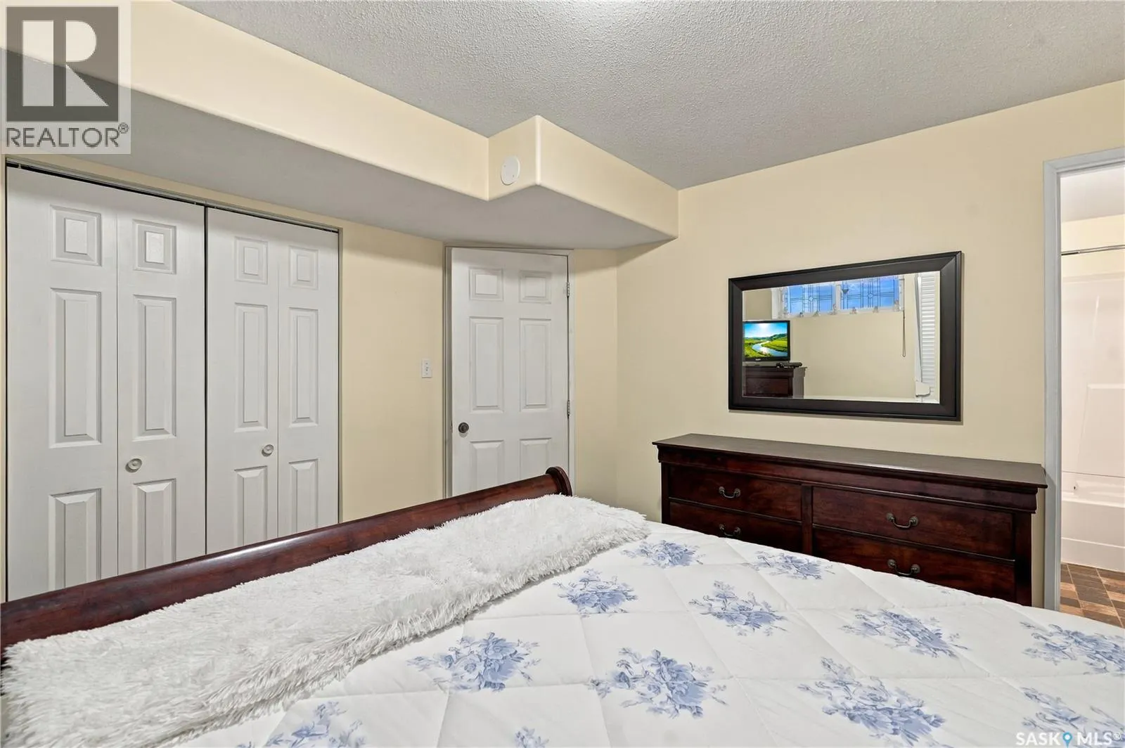 163 Blakeney CRESCENT
