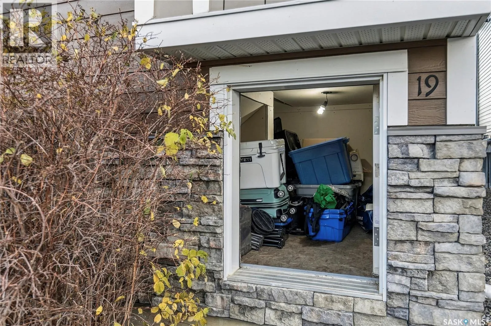 3275 GREEN BANK ROAD