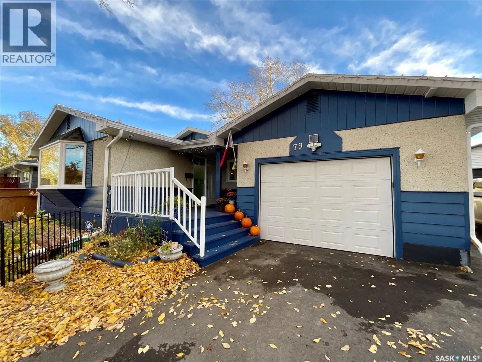 79 CAMERON CRESCENT