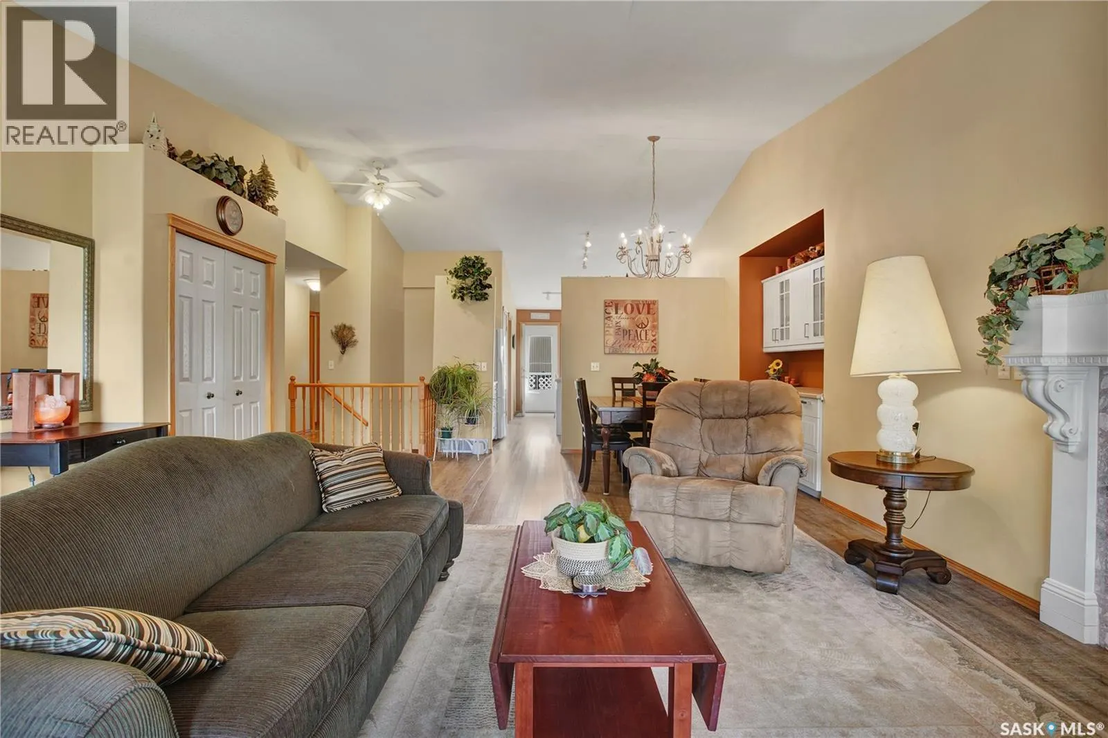 3 135 Pinehouse DRIVE