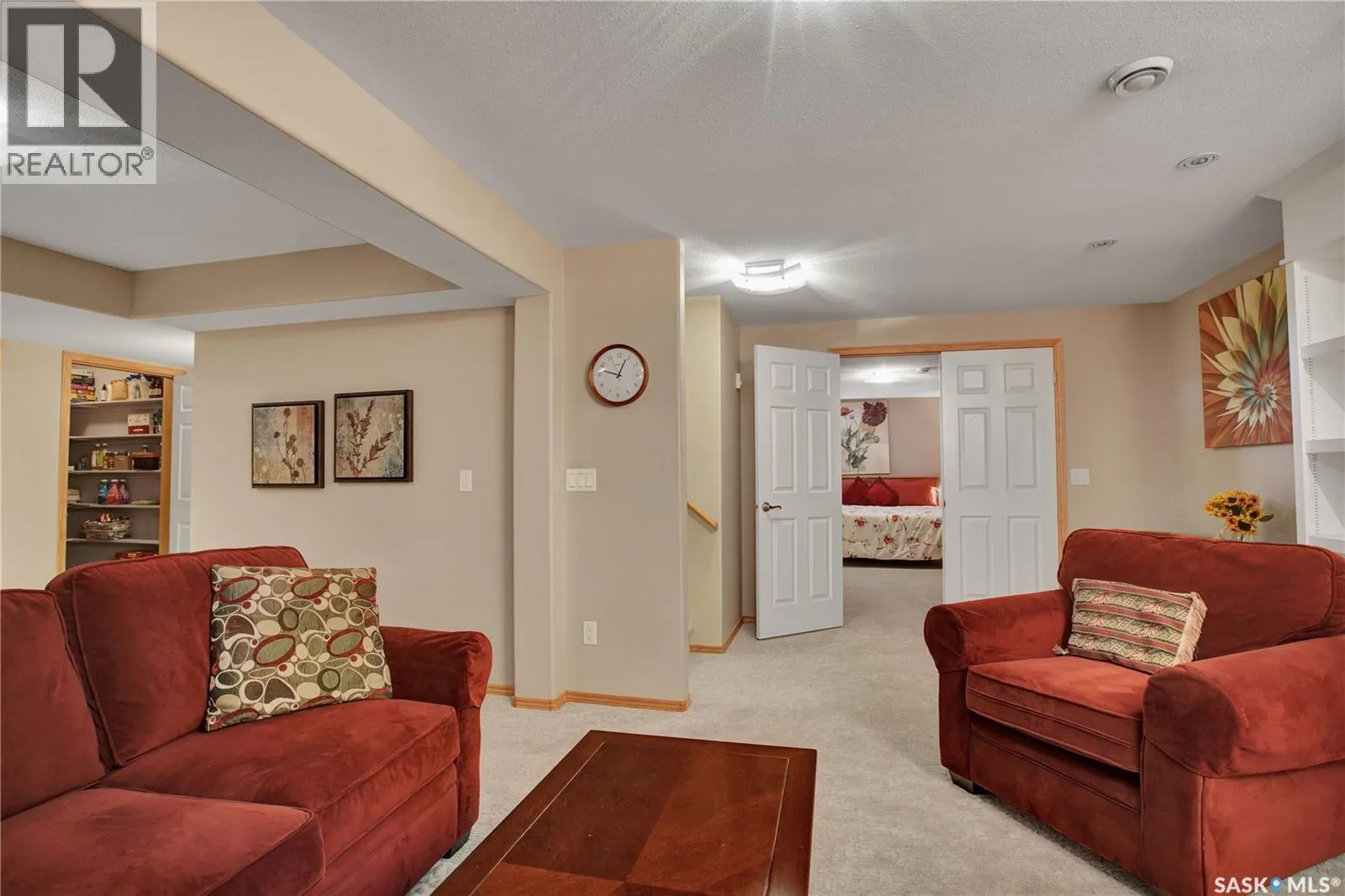 3 135 Pinehouse DRIVE