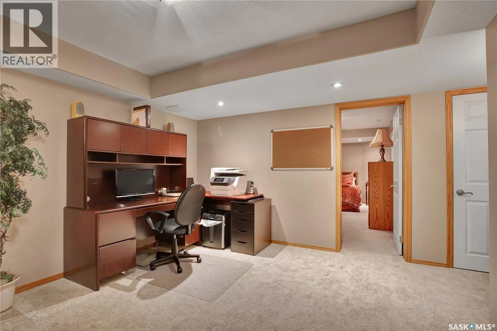 3 135 Pinehouse DRIVE