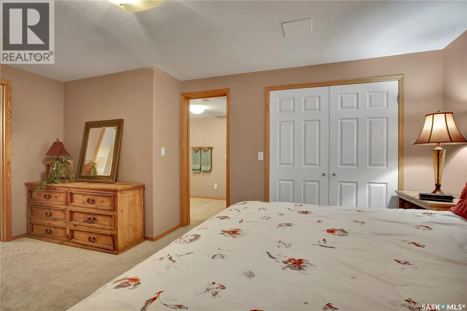 3 135 Pinehouse DRIVE