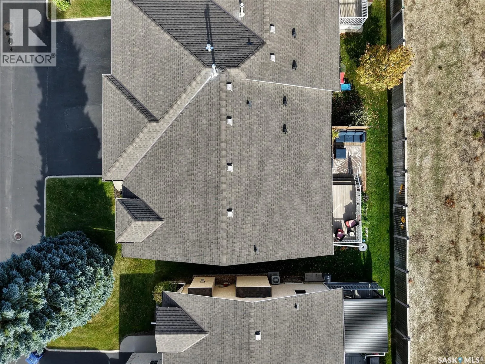3 135 Pinehouse DRIVE