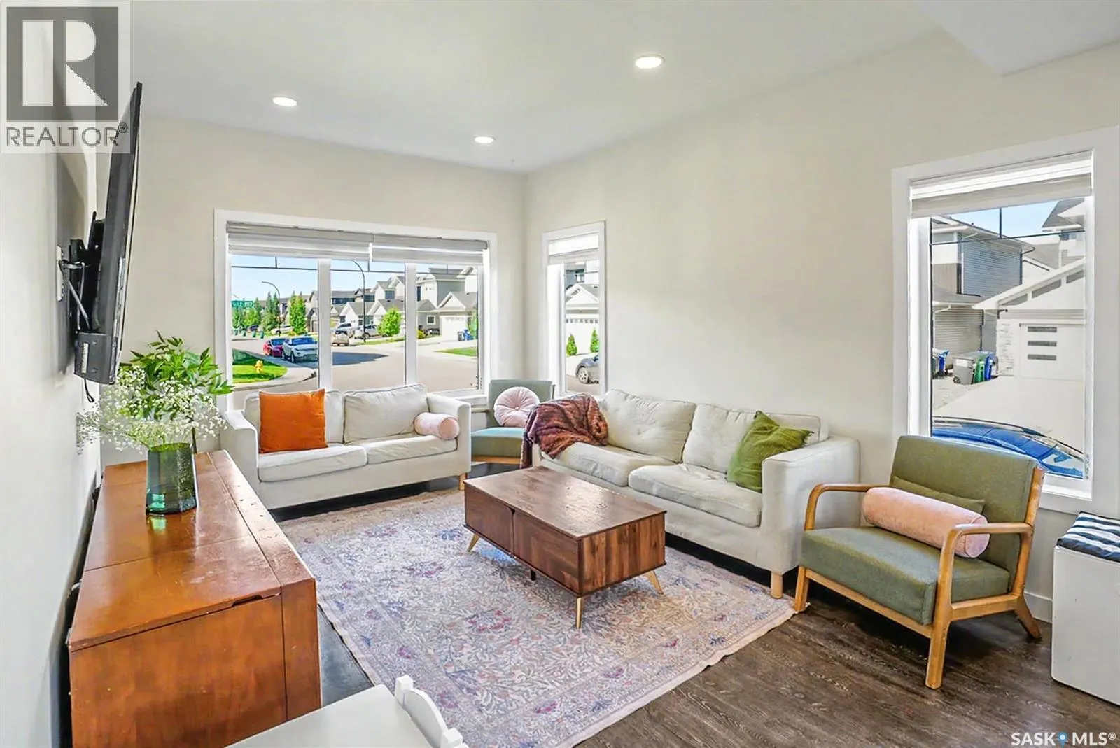 895 McFaull RISE