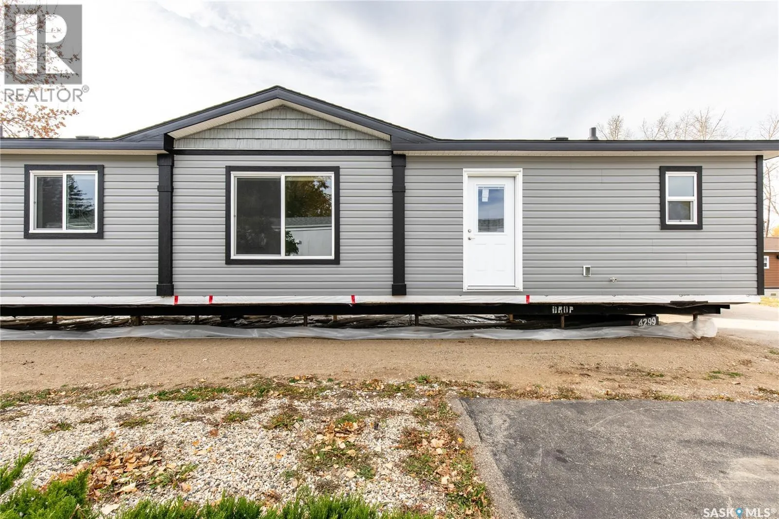 E19 1455 9th AVENUE NE
