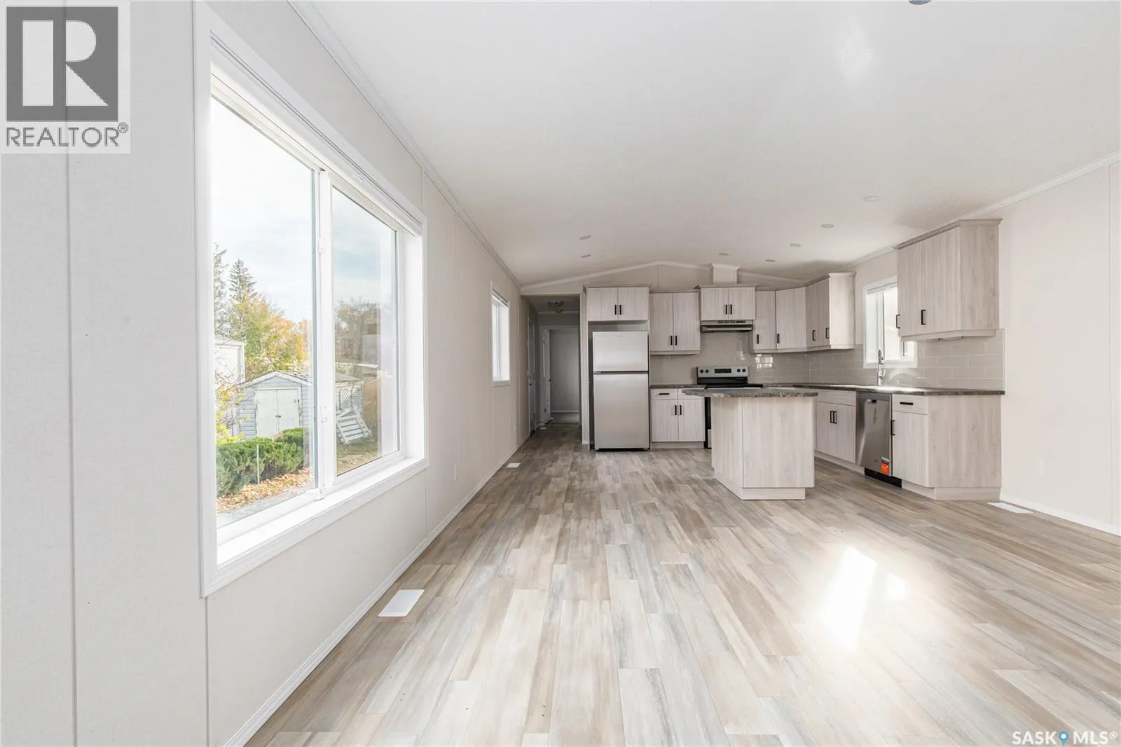 E19 1455 9th AVENUE NE