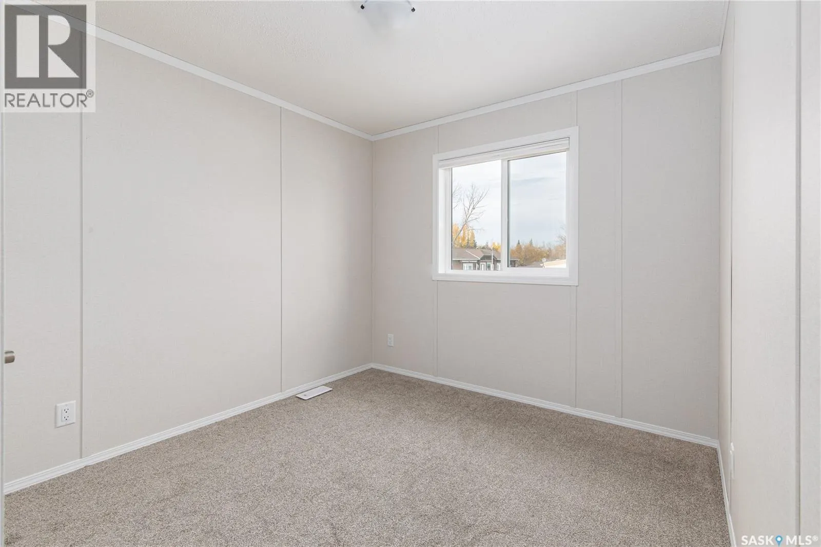 E19 1455 9th AVENUE NE