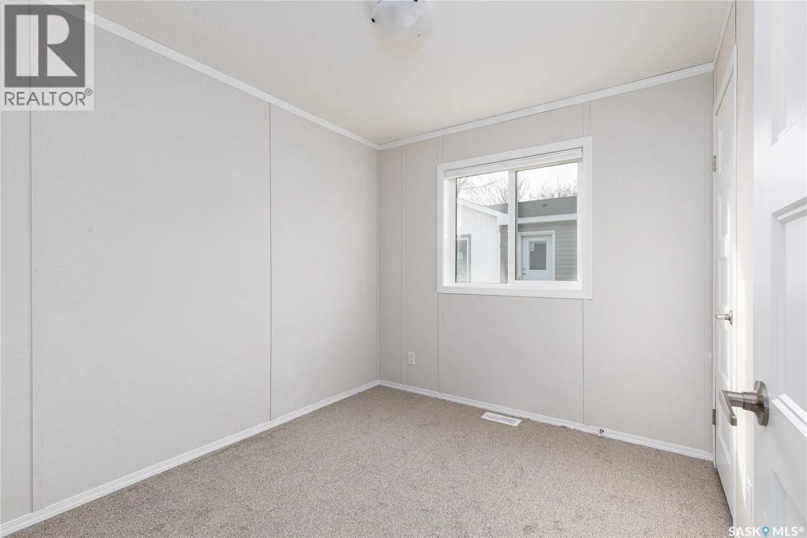 E19 1455 9th AVENUE NE