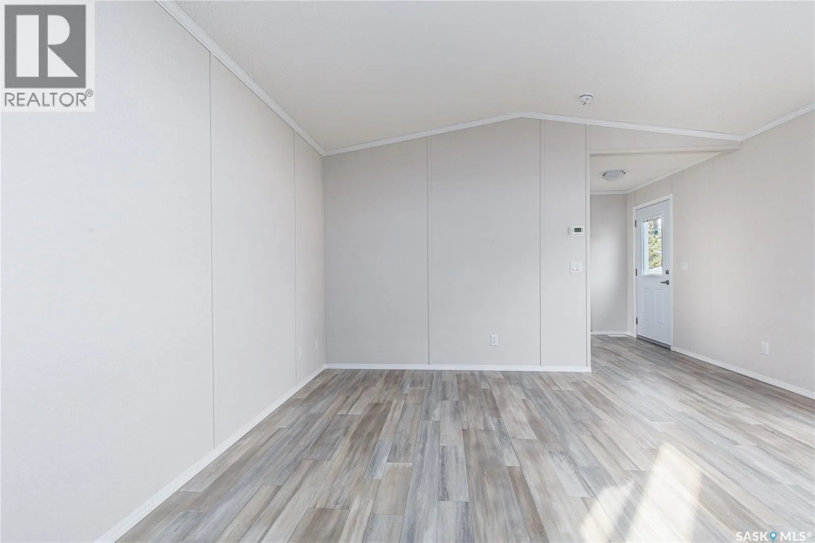 E19 1455 9th AVENUE NE