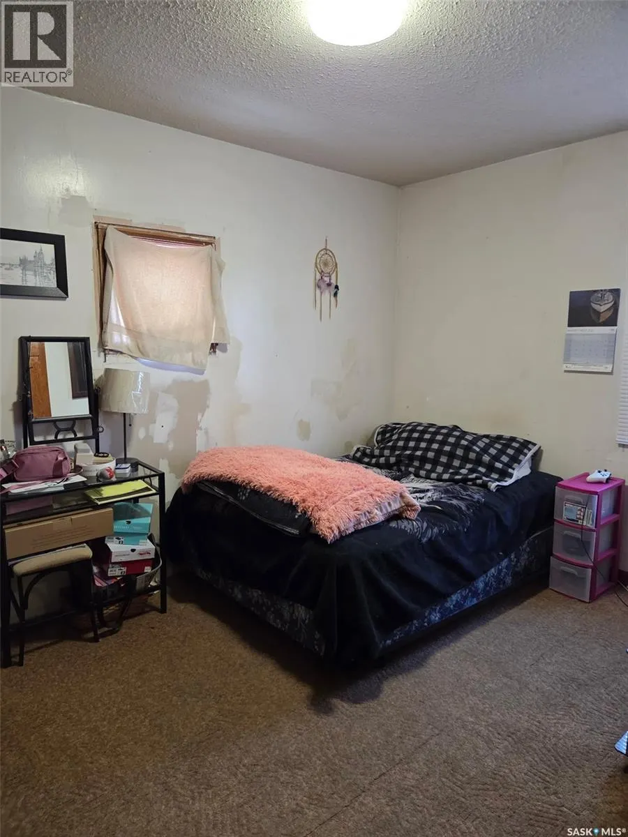 1778 13th STREET W