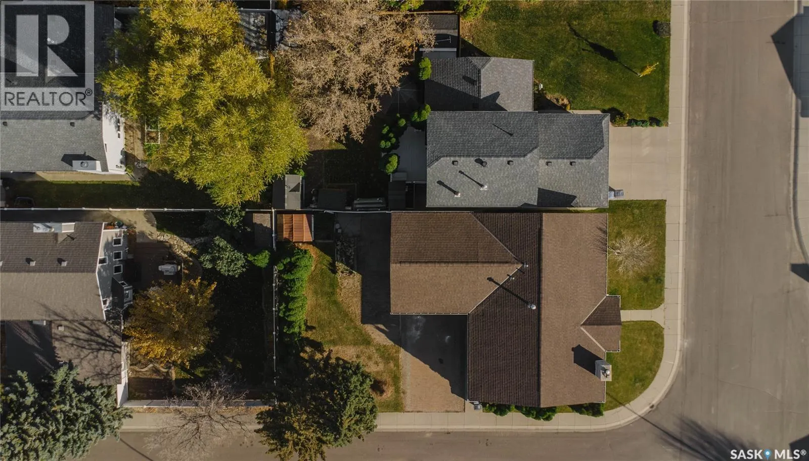 303 Staigh CRESCENT