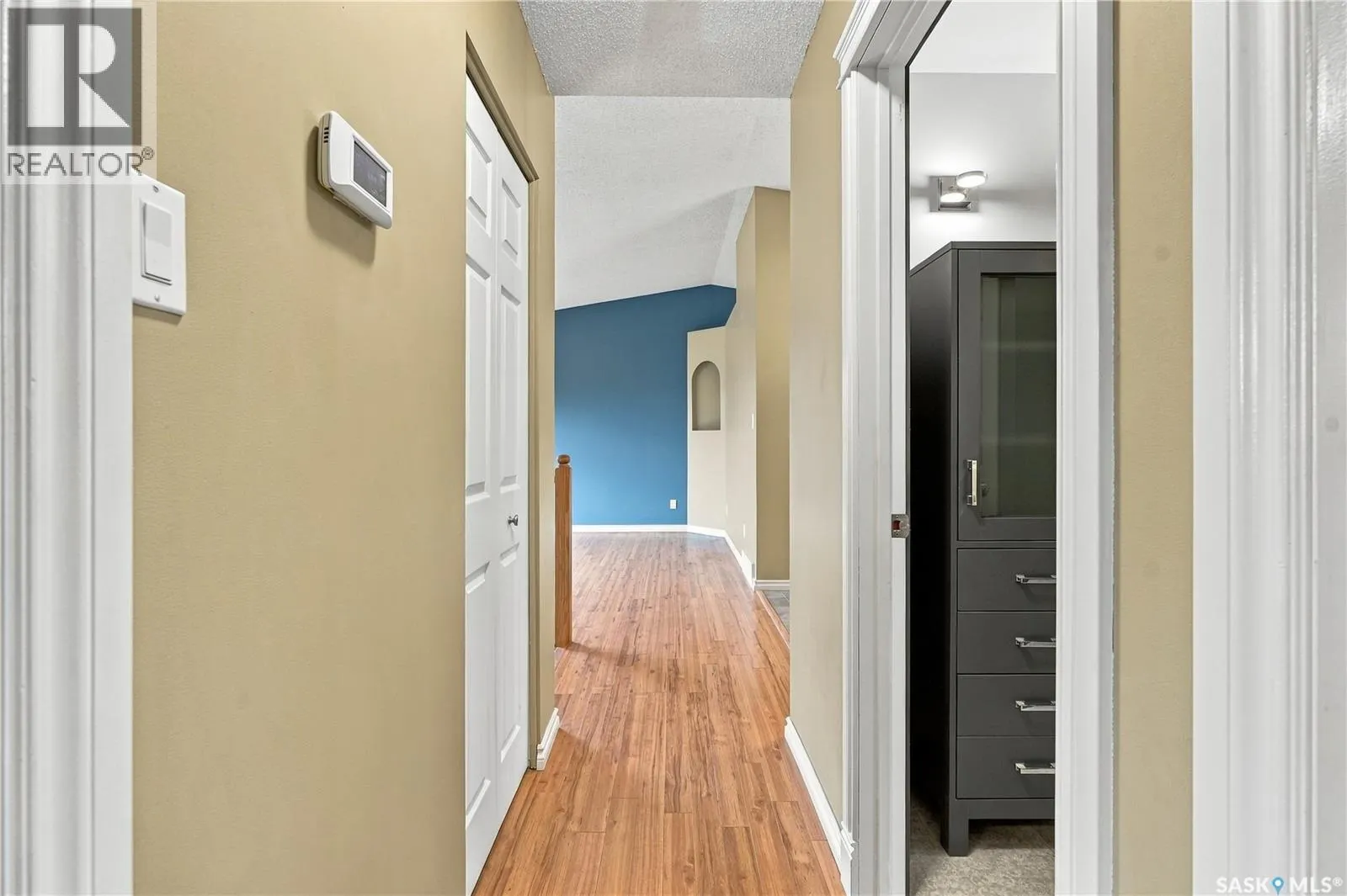 433 4th STREET N
