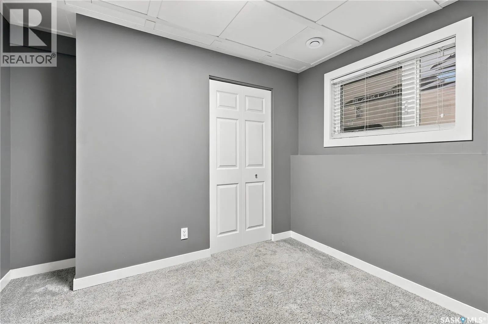 433 4th STREET N