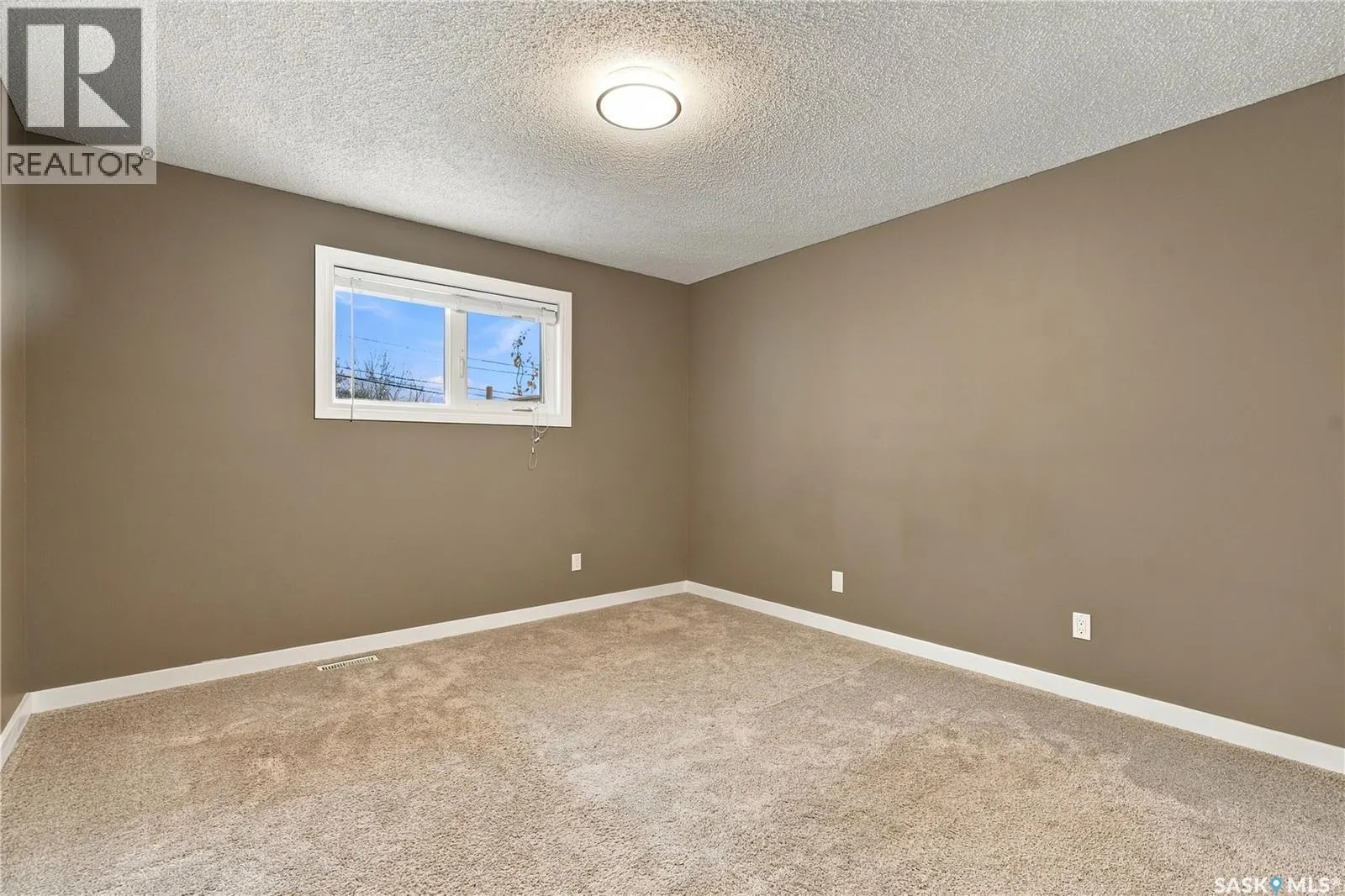 433 4th STREET N