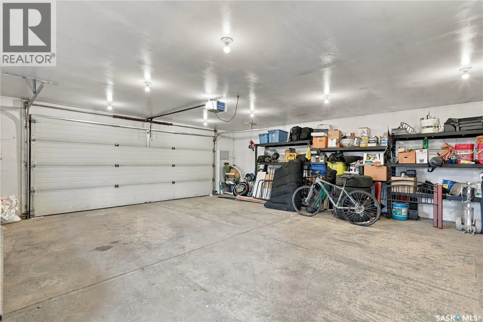 433 4th STREET N