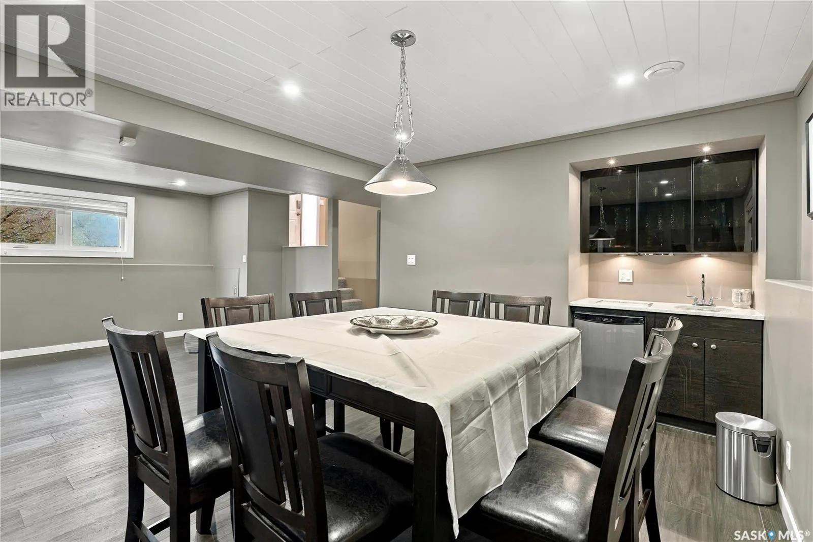 433 4th STREET N