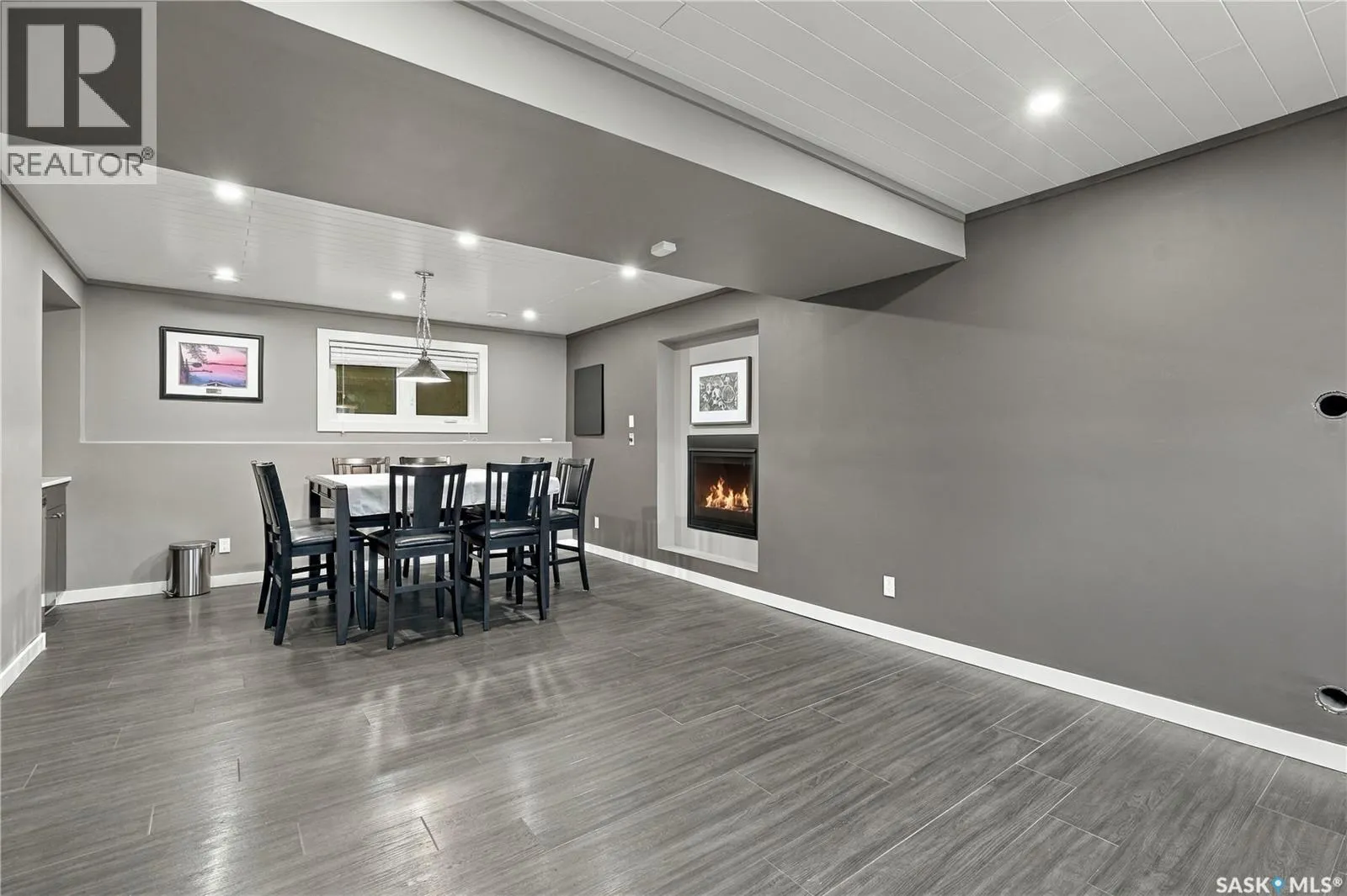 433 4th STREET N