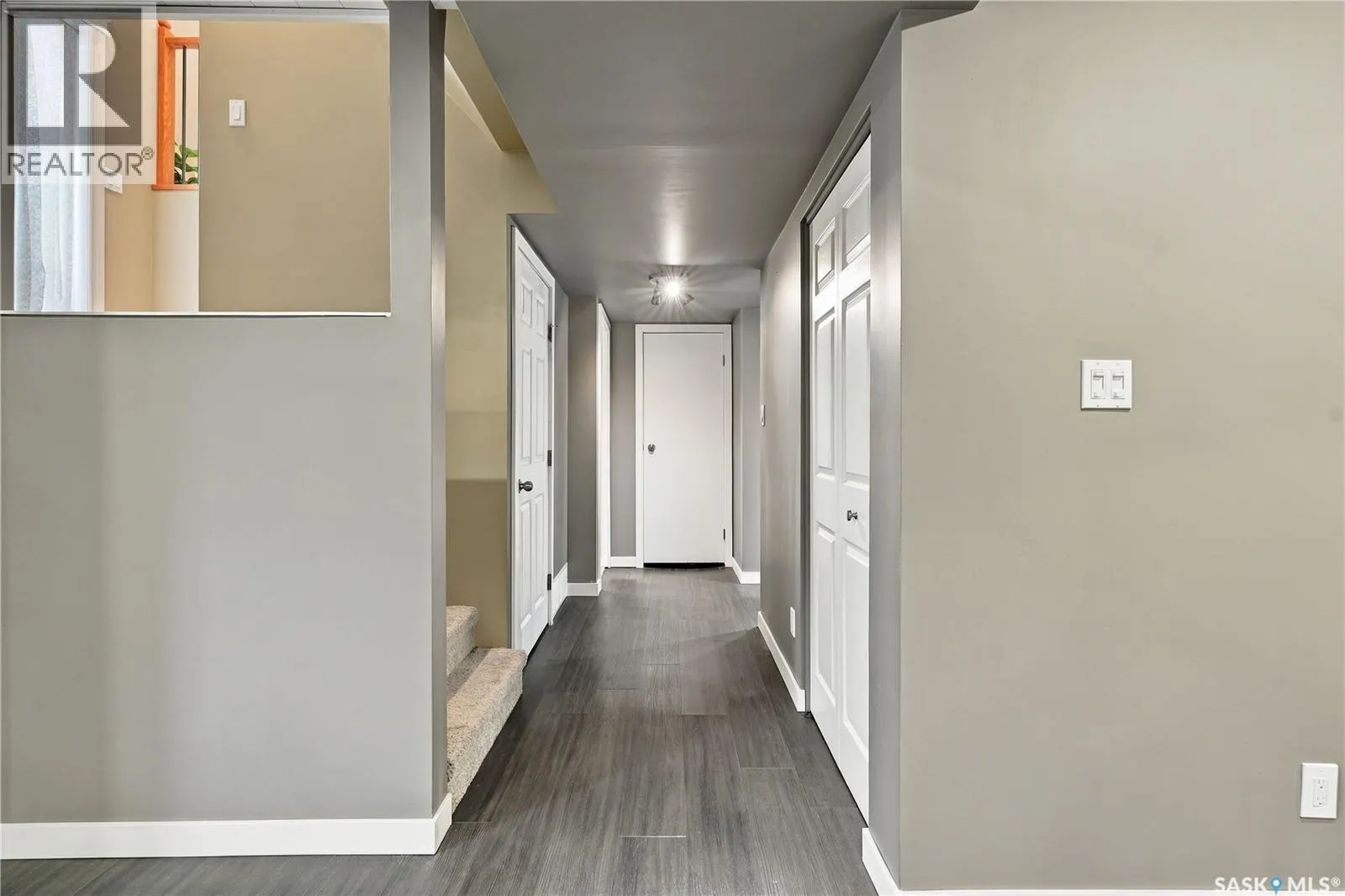 433 4th STREET N