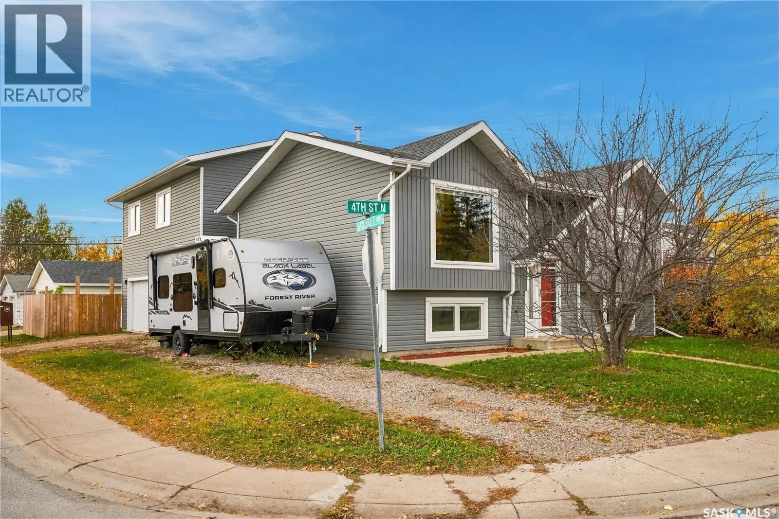 433 4th STREET N