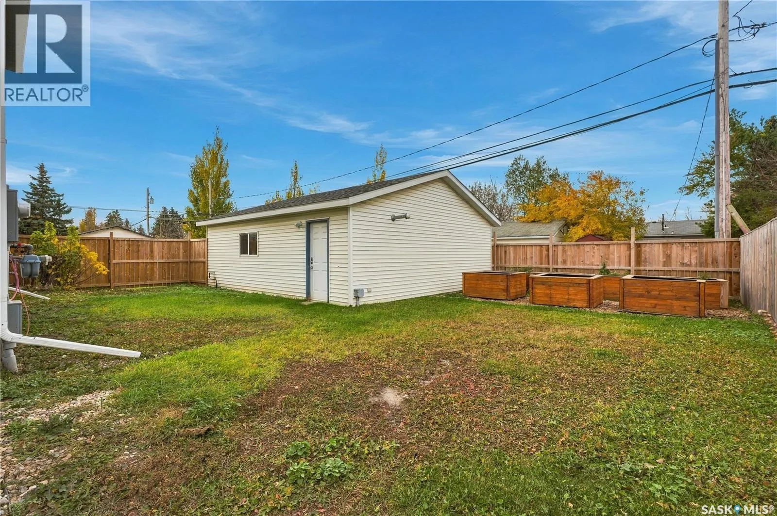 433 4th STREET N
