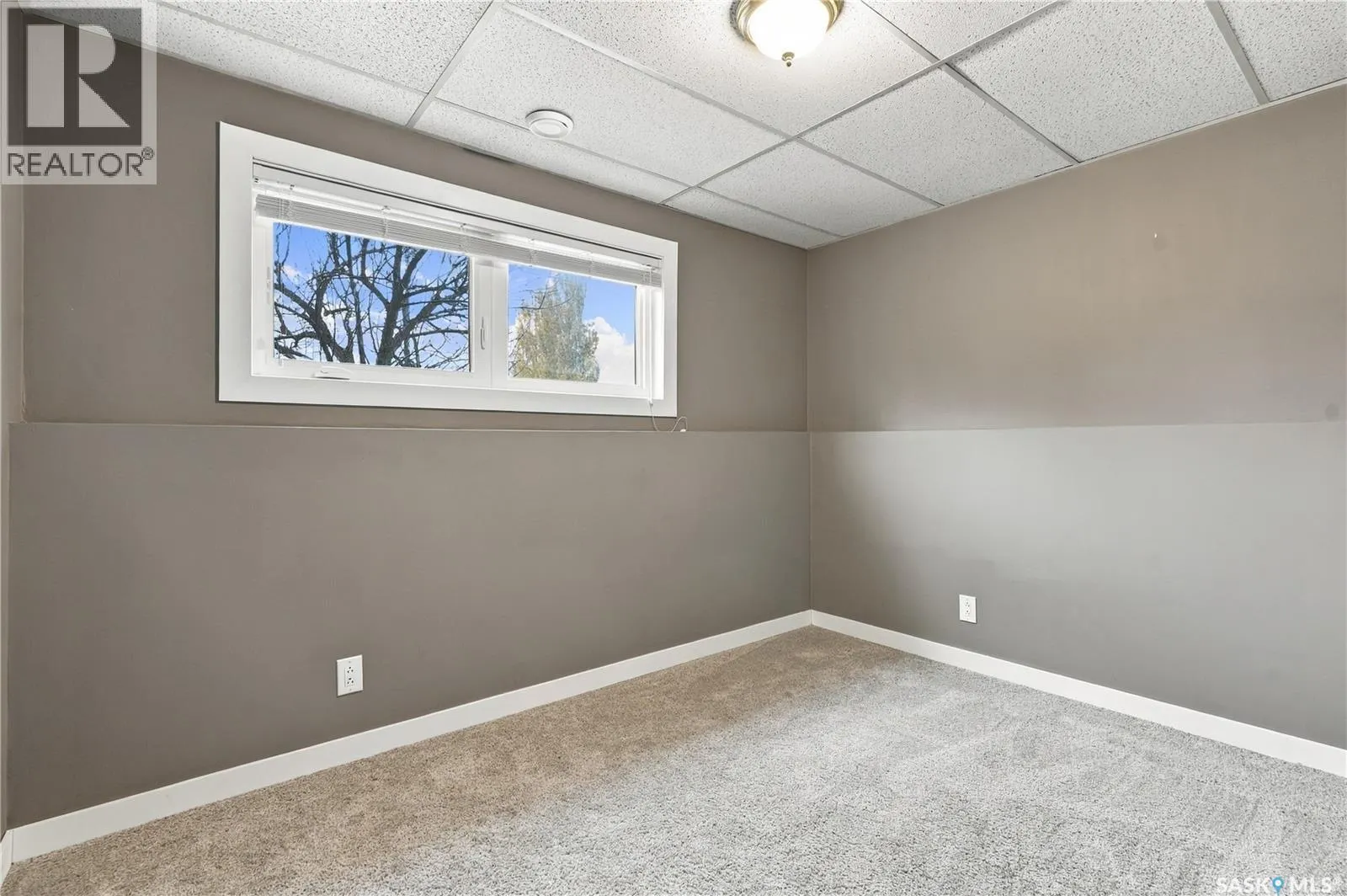 433 4th STREET N