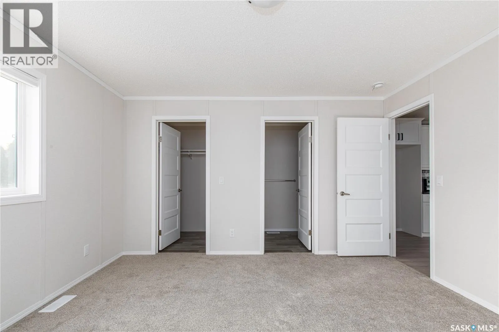 E18 1455 9th AVENUE NE