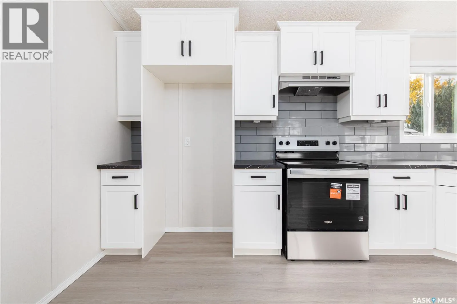E18 1455 9th AVENUE NE