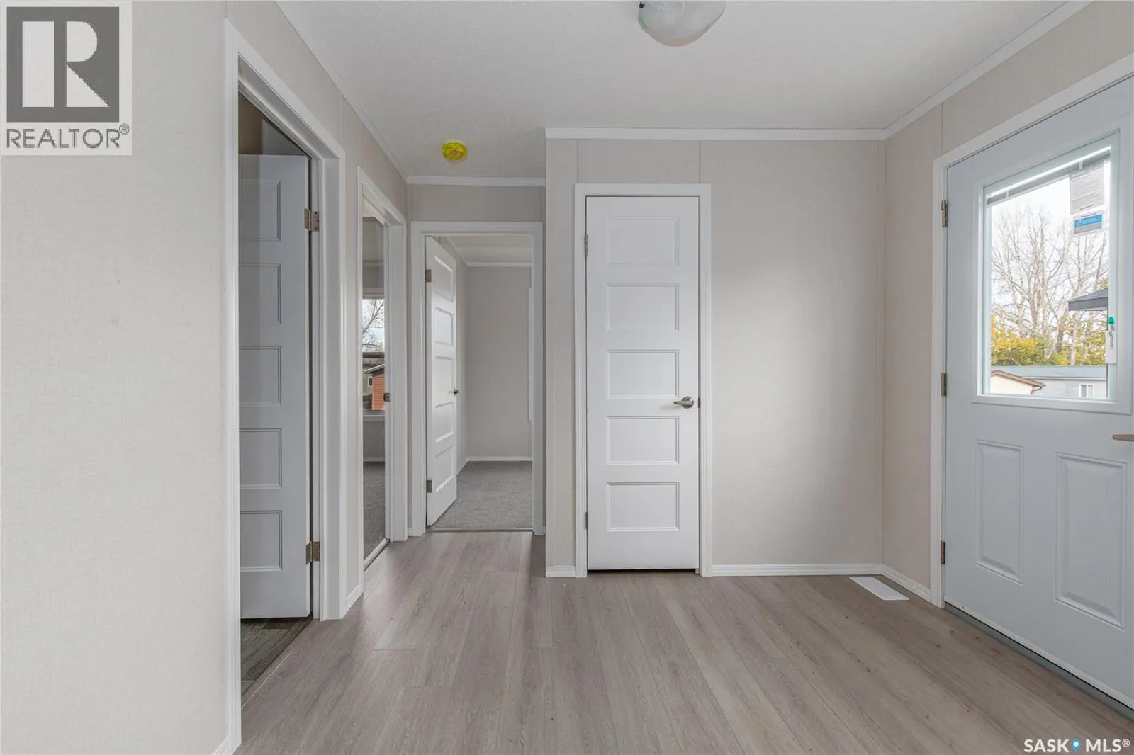 E18 1455 9th AVENUE NE