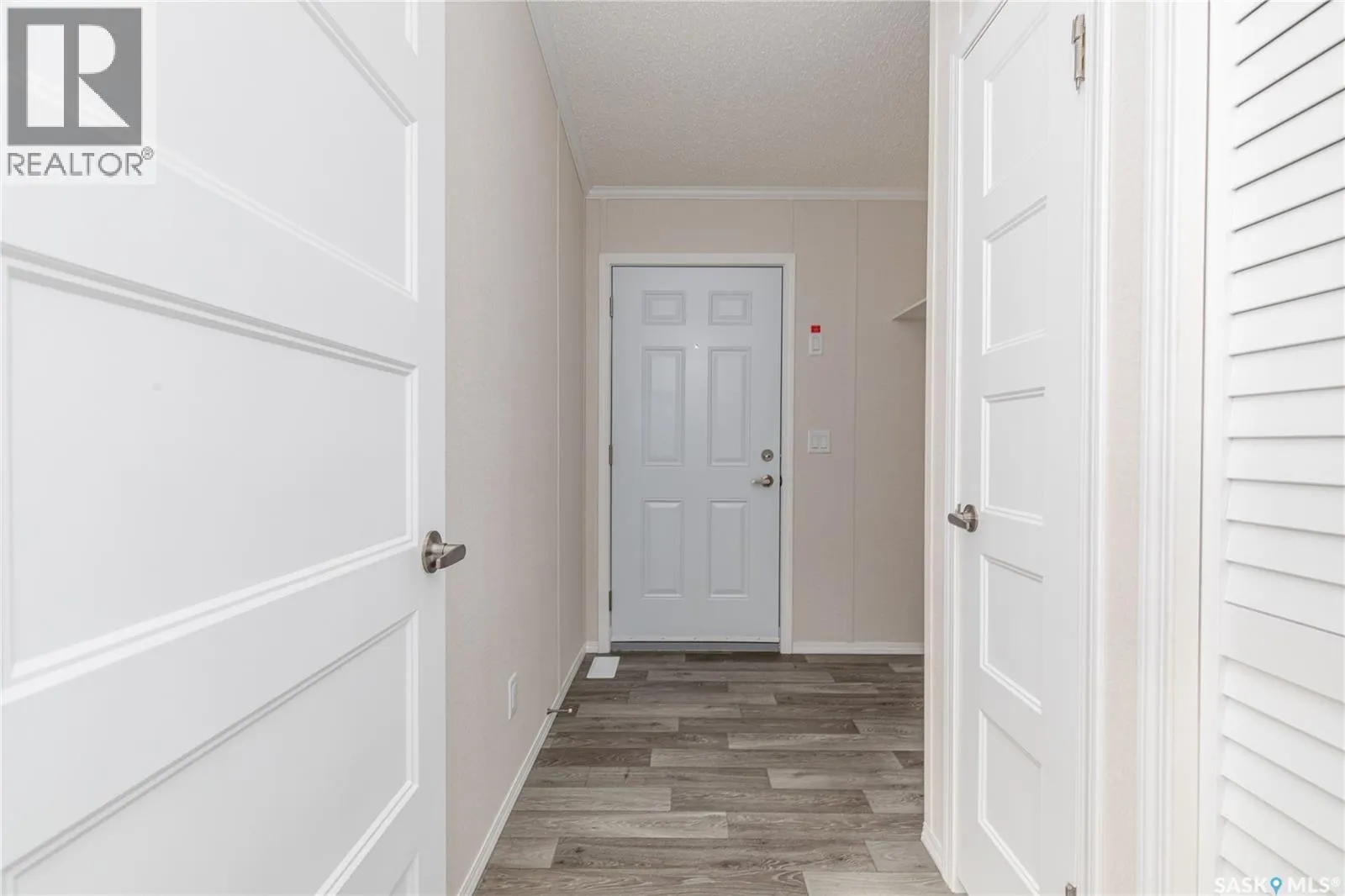 E18 1455 9th AVENUE NE