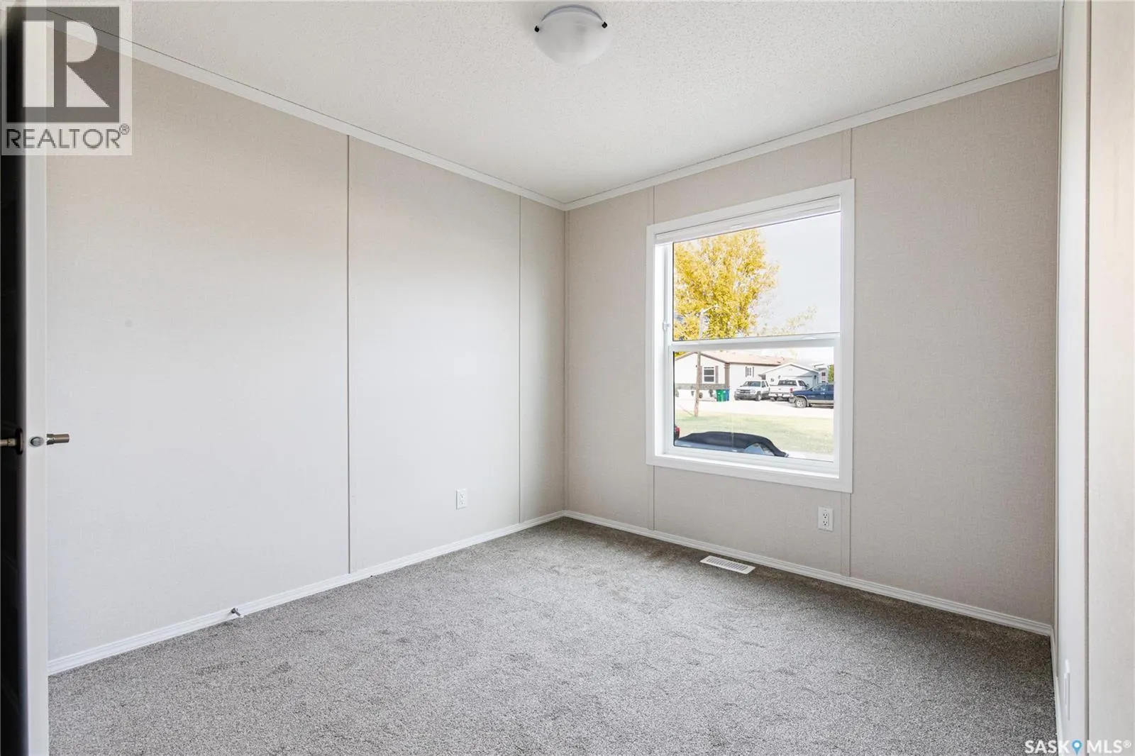 D6 1455 9th AVENUE NE