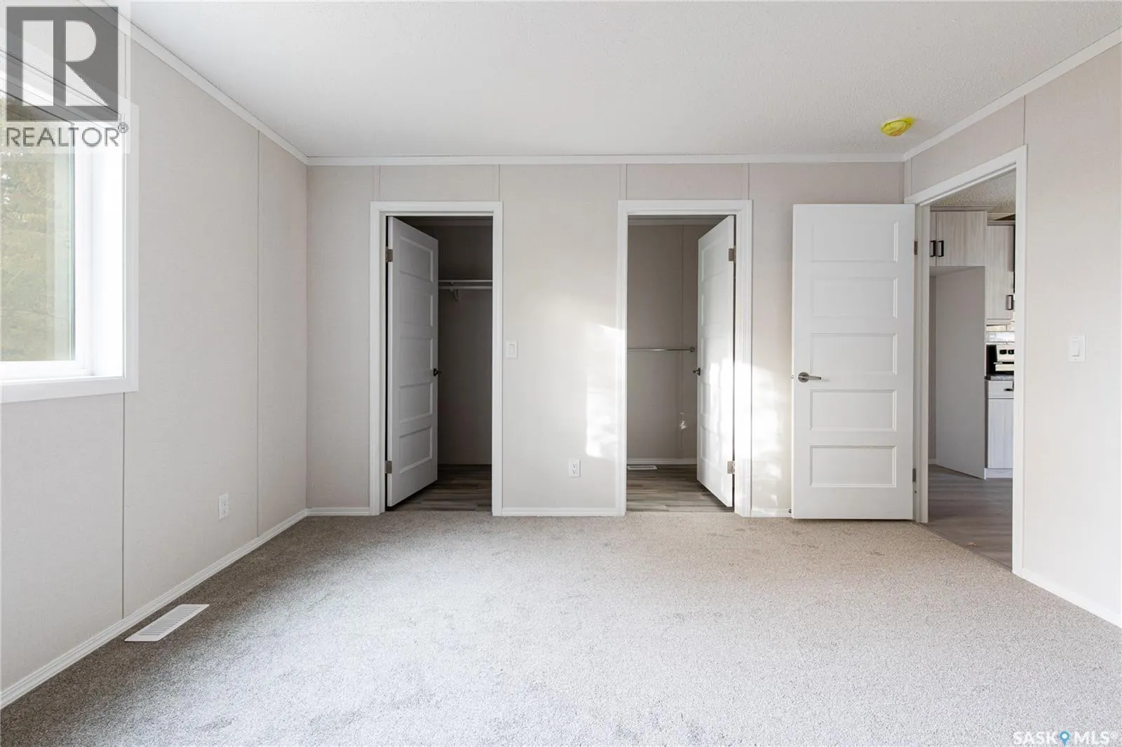 D6 1455 9th AVENUE NE